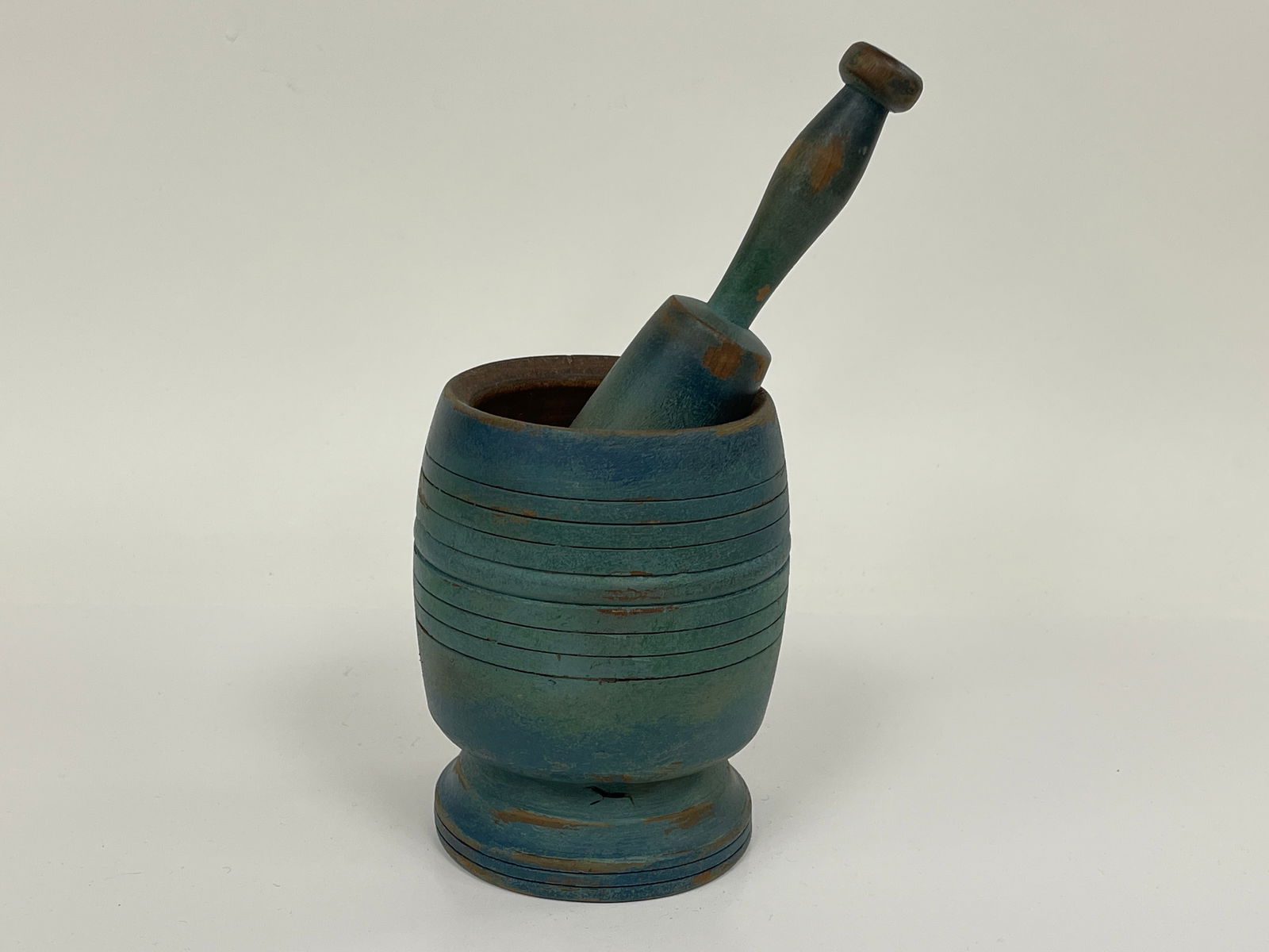 BLUE MORTAR AND PESTLE 7" X 5": BLUE MORTAR AND PESTLE 7" X 5"