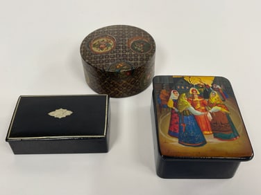 GROUPING OF THREE SMALL BOXES