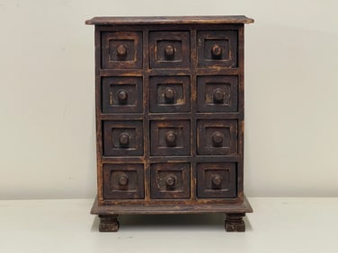 DIMINUTIVE SPICE CHEST