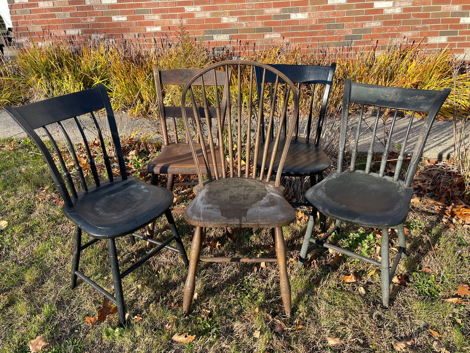 FIVE MISC SIDE CHAIRS (1 of 1)