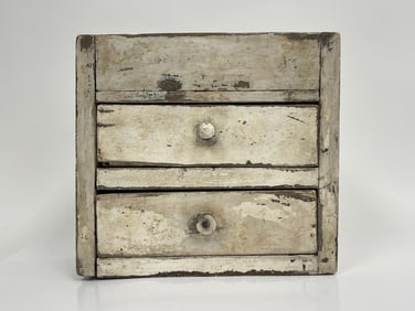 PRIMITIVE PAINTED SET OF DRAWERS,