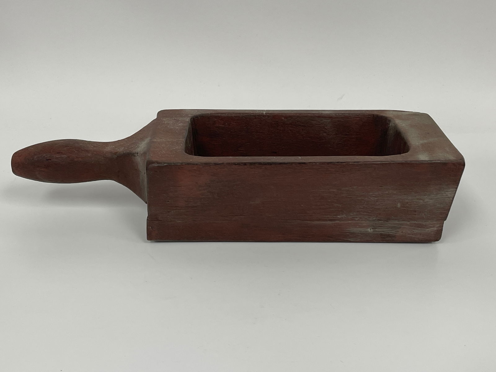 EARLY LARGE PAINTED WOODEN BUTTER MOULDS W/ FISH CARVING (1 of 3)