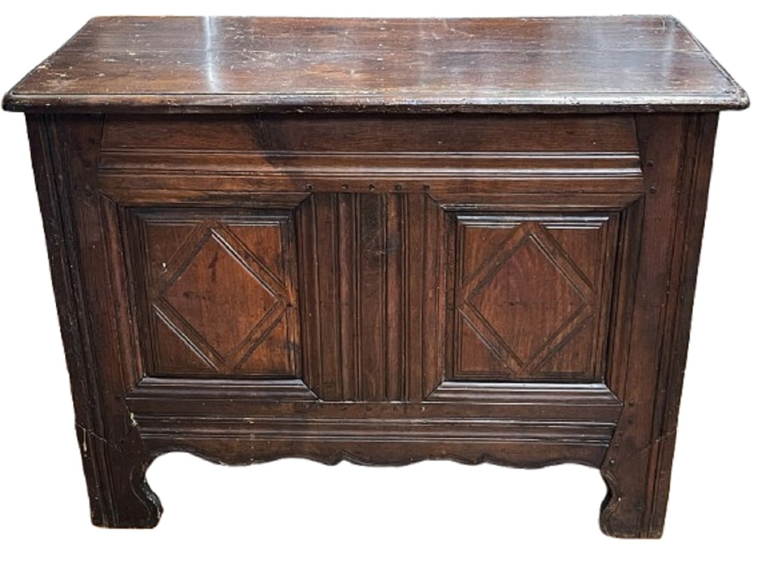 SMALL ENGLISH 2 PANEL FRONTED STORAGE BOX COFFER (1 of 8)