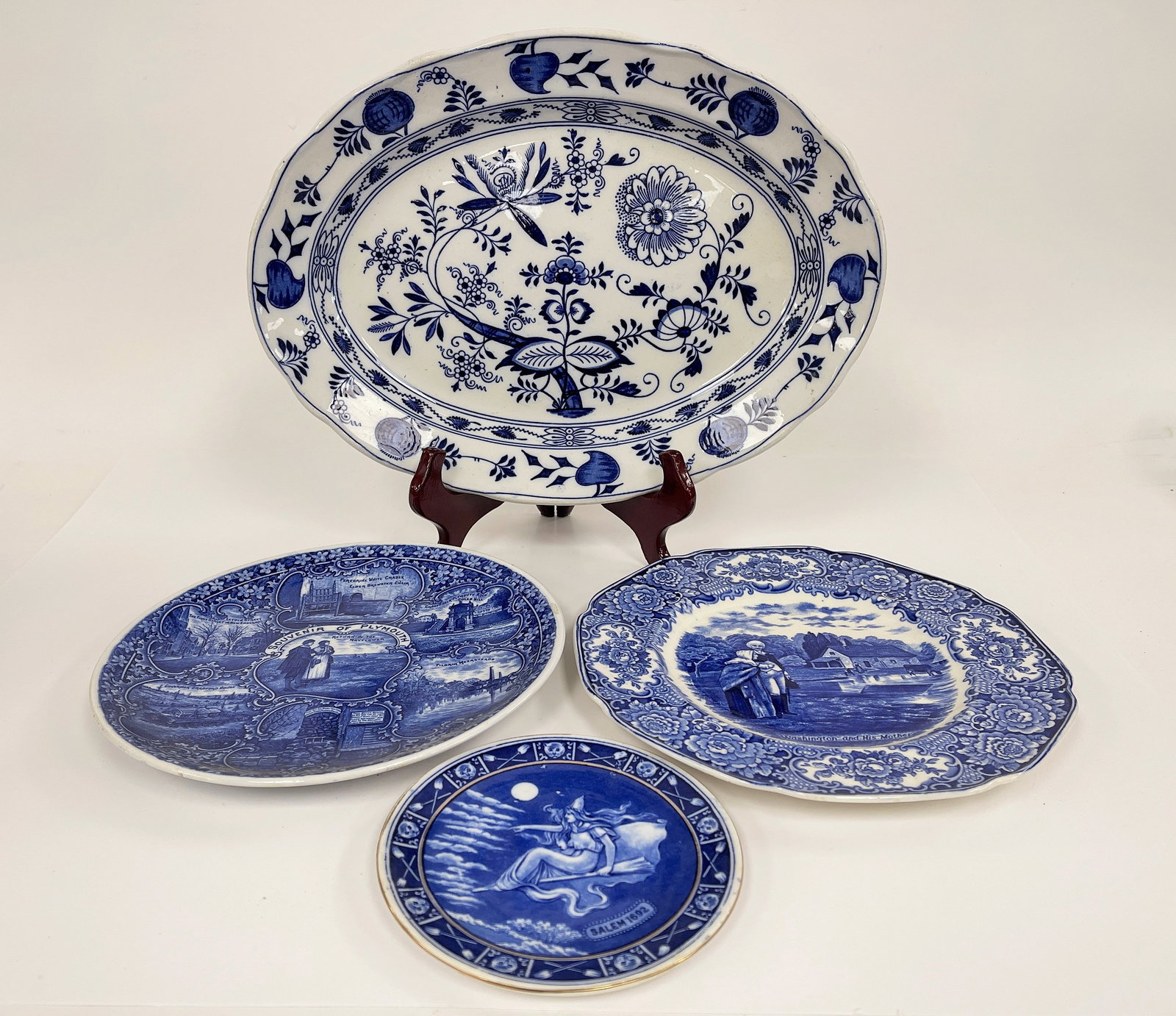 GROUPING OF PLATES, MEISSEN BLUE ONION PLATTER, 12 X 16, THREE PLATES 10" (1 of 4)