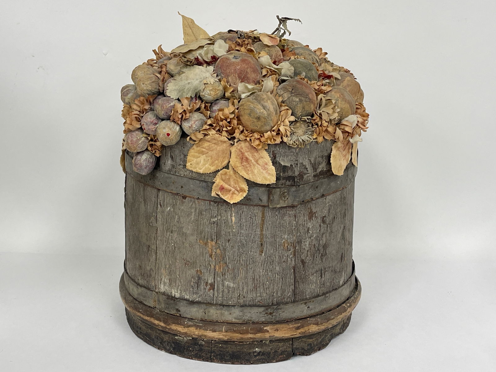 20TH C DORIS STAUBLE ARRANGEMENT (1 of 5)