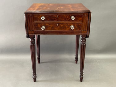 1790-1815 American flame mahogany work stand