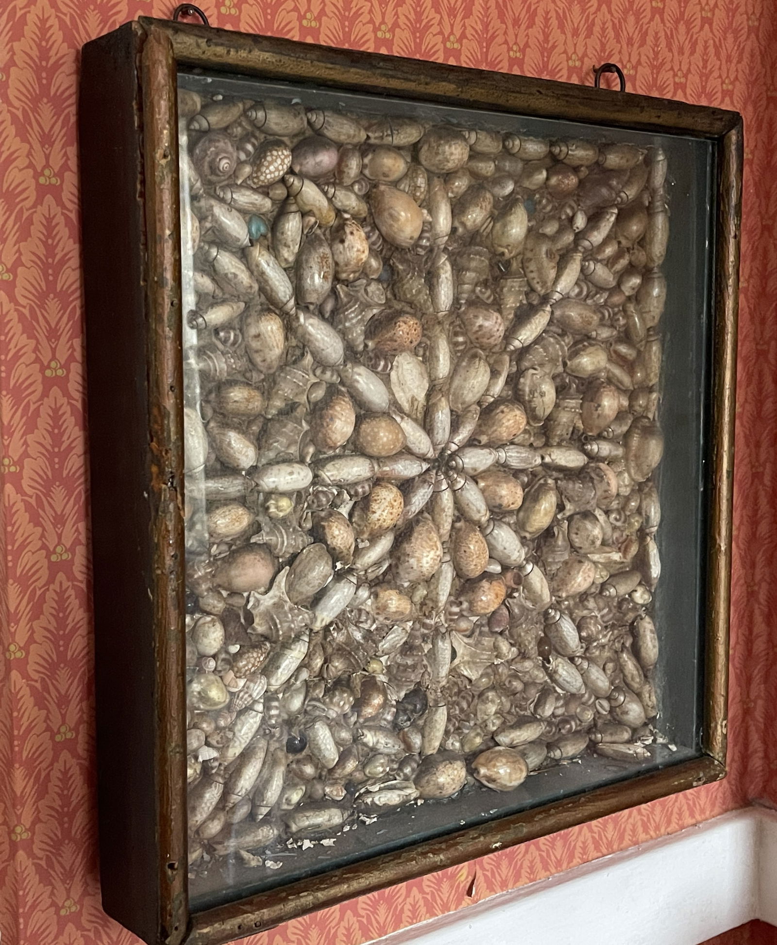 SAILOR MADE SHELL ART (1 of 1)