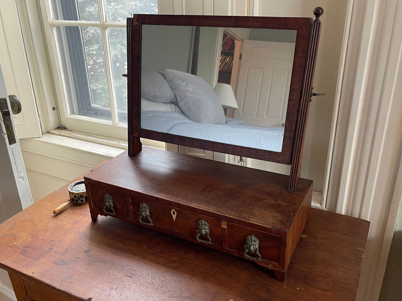 MIRROR WITH DRAWERS: MIRROR WITH DRAWERS 18" X 8" X 18"