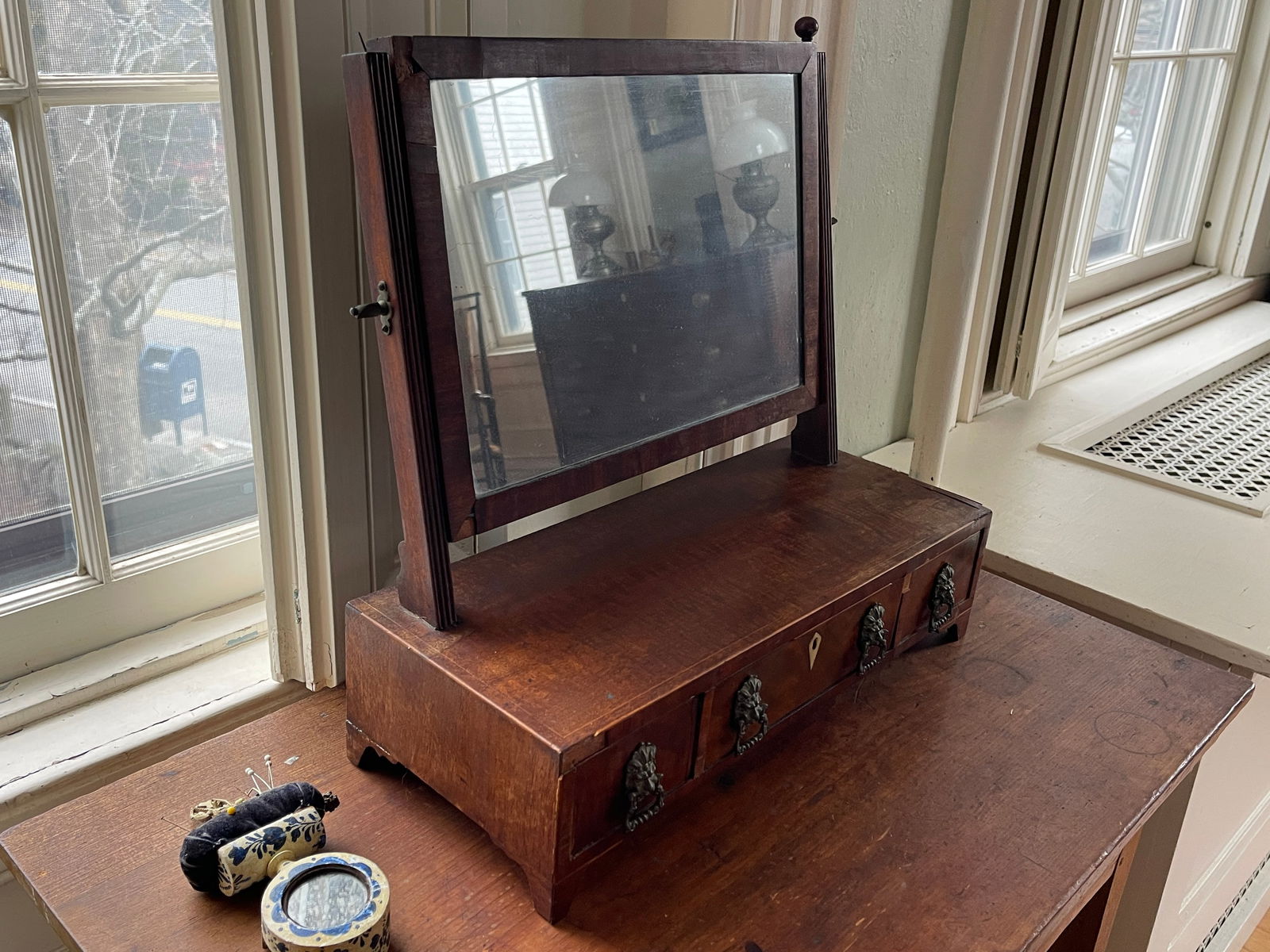 MIRROR WITH DRAWERS - 2