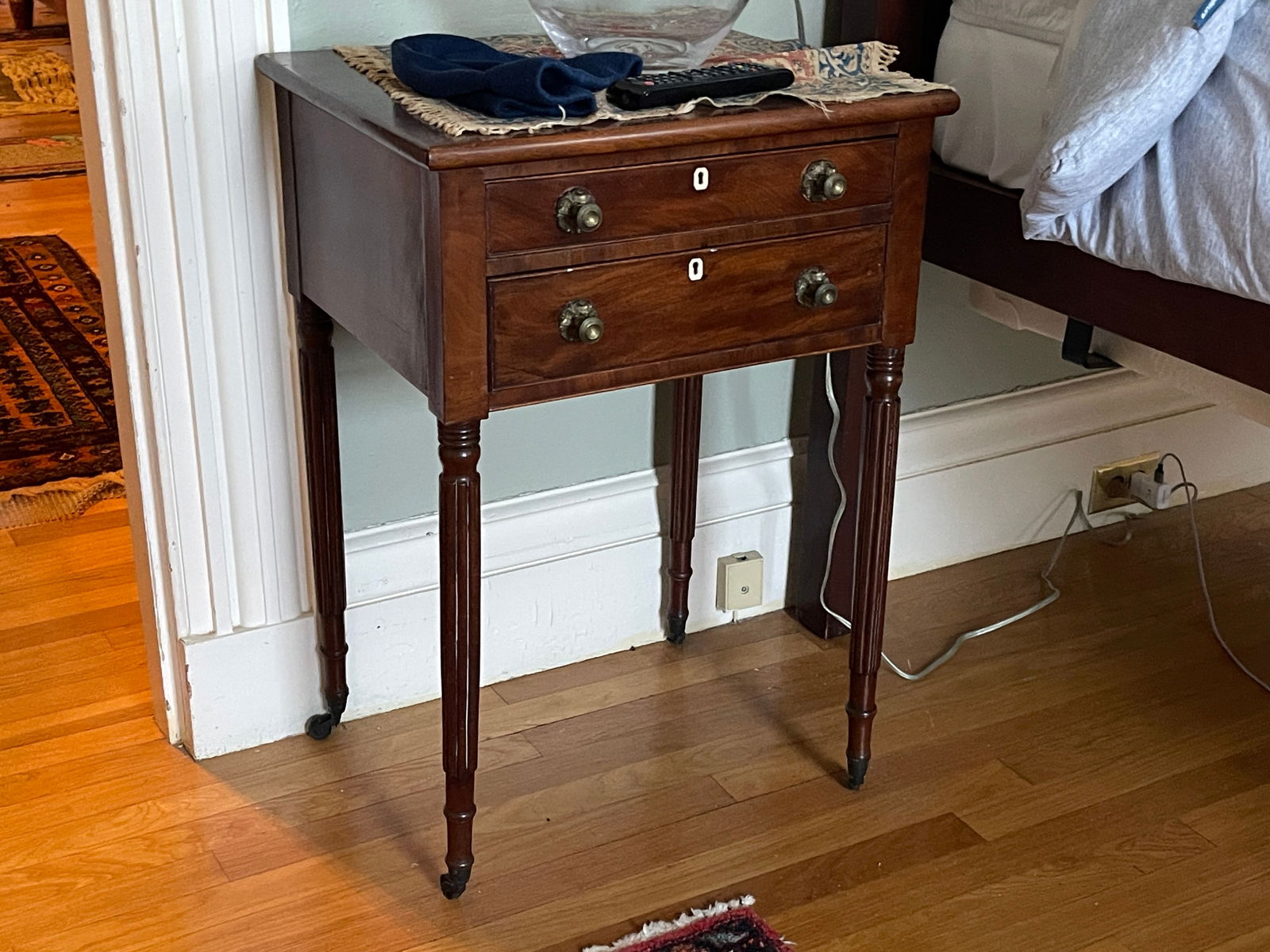 TWO DRAWER STAND - 2