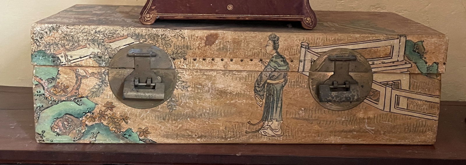 DECORATED ASIAN BOX: DECORATED ASIAN BOX 20" X 9" X 6"