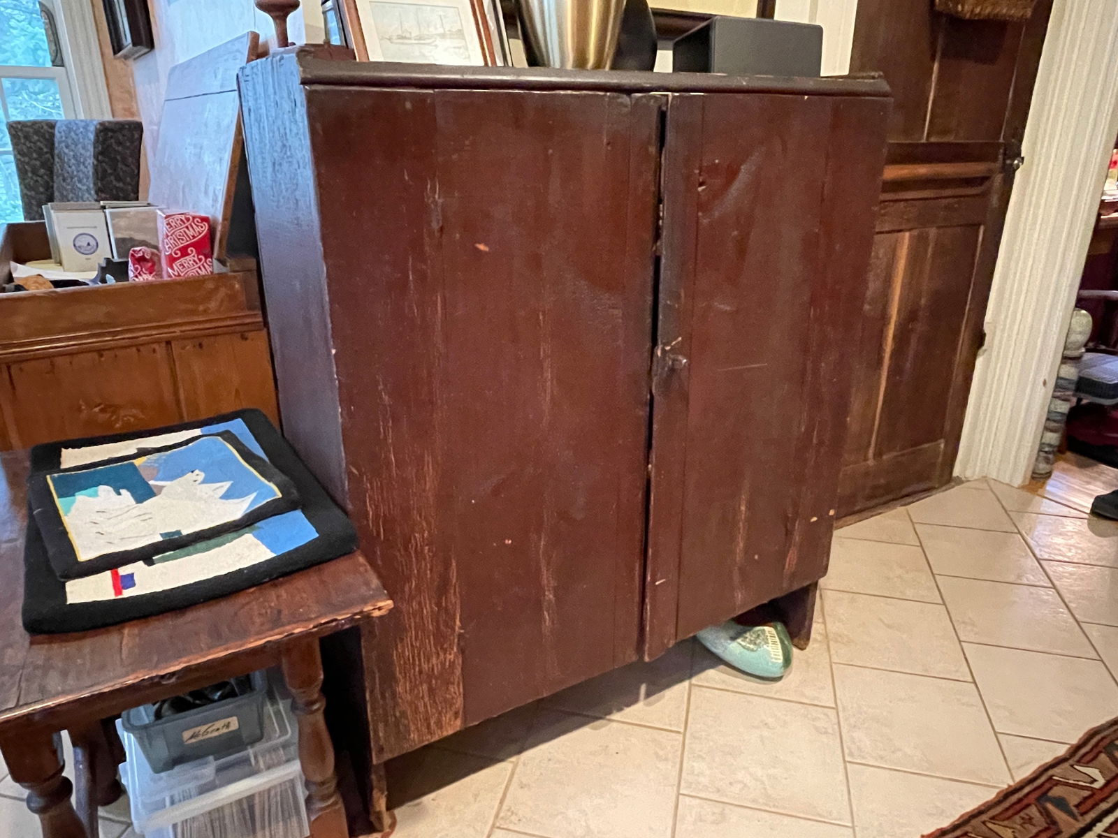 PAINTED TWO DOOR CUPBOARD - 2