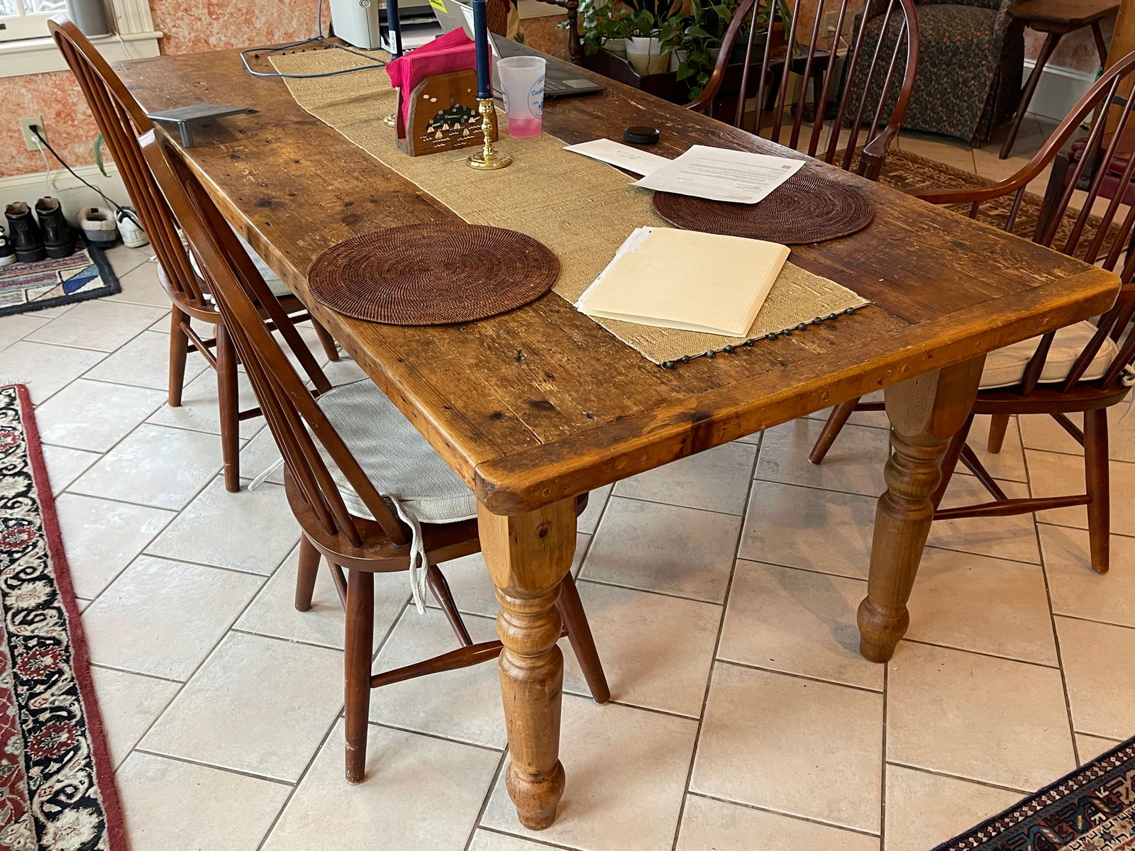 GREAT HARVEST TABLE - 4