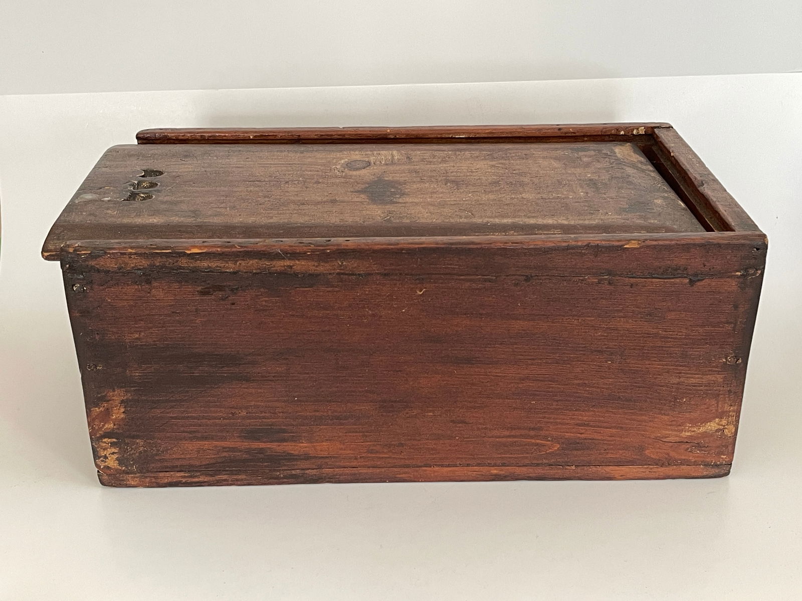 PAINT DECORATED SLIDE TOP CANDLE BOX (1 of 4)