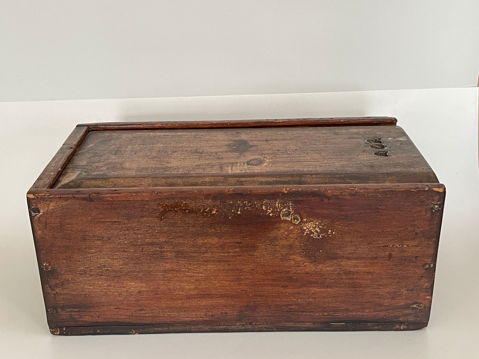 PAINT DECORATED SLIDE TOP CANDLE BOX - 3