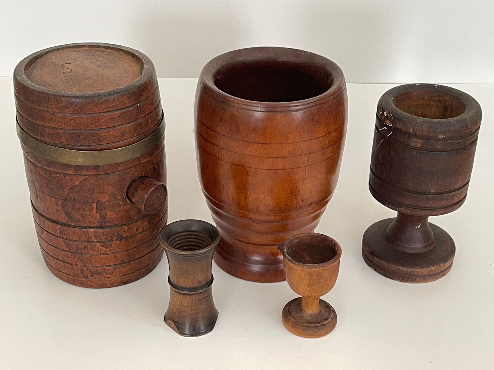 GROUPING OF TREENWARE - 2