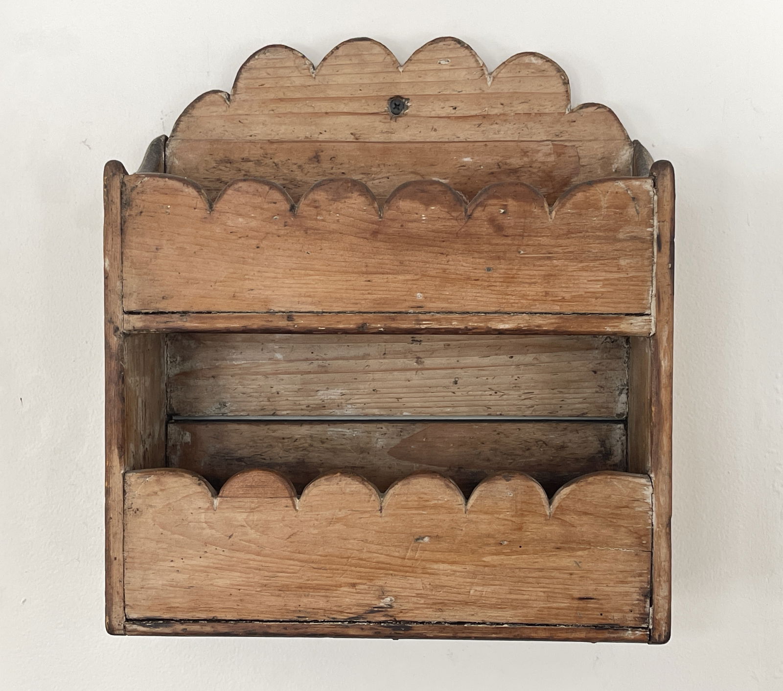 CARVED WALL BOX DOUBLE SHELF: CARVED WALL BOX DOUBLE SHELF
