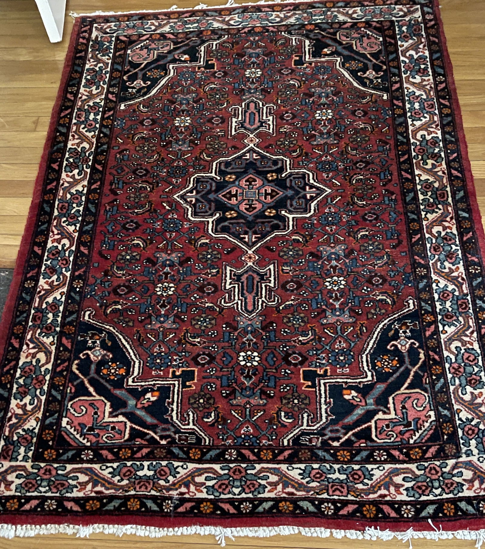 PERSIAN HERIZ RUG 40" X 70" (1 of 3)