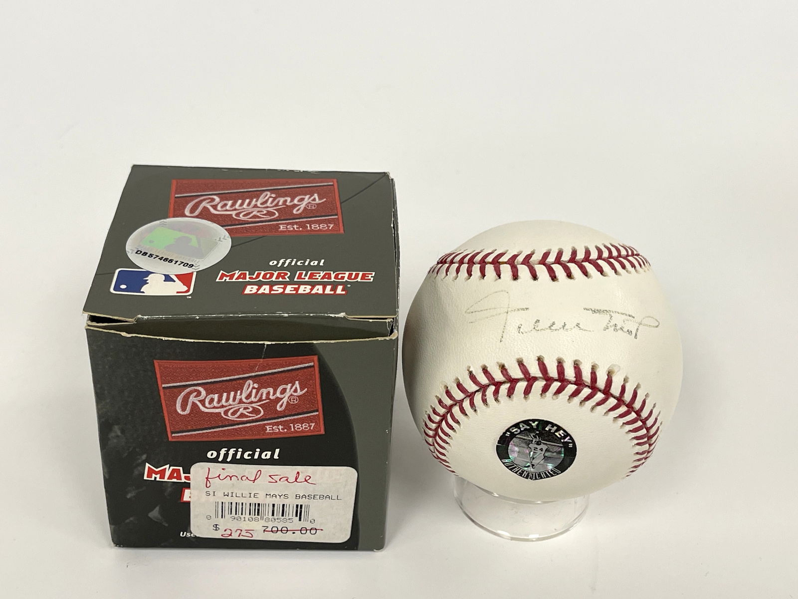 WILLIE MAYS SIGNED BASEBALL (1 of 3)