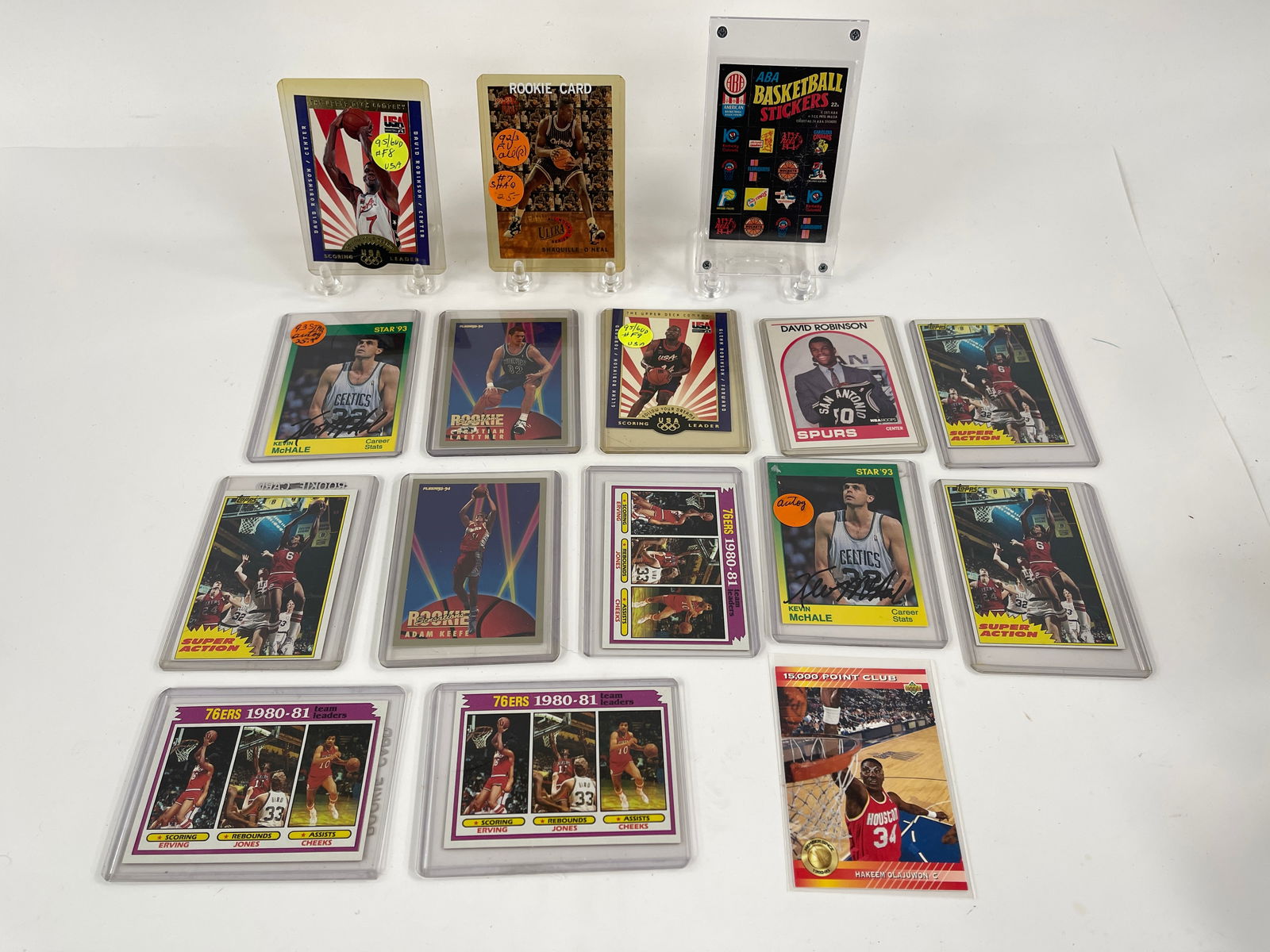 GROUPING OF BASKETBALL TRADING CARDS (1 of 5)