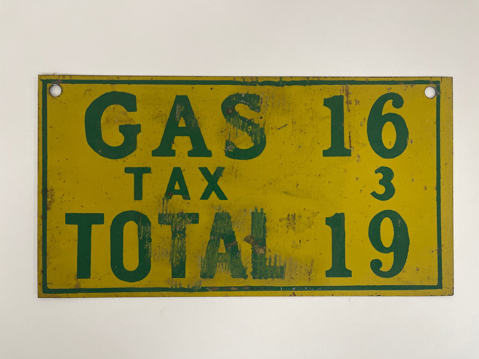 EARLY GAS SIGN: EARLY GAS SIGN Original paint, tin, excellent condition.