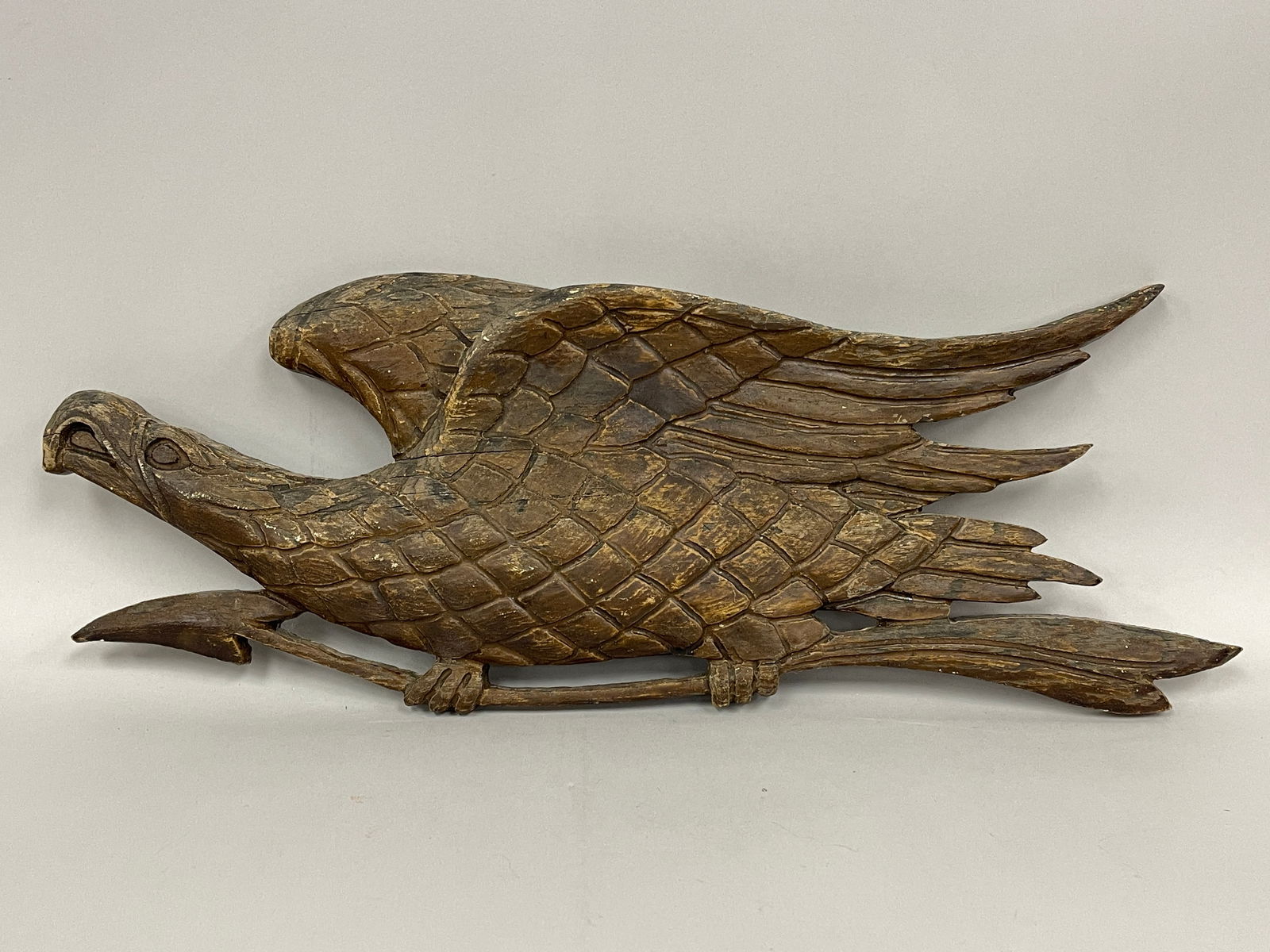 SUPERB BELLAMY PLAQUE: SUPERB BELLAMY PLAQUE John Haley Bellamy, Kittery Point, Me carving. Original paint, fine patina, late 19th C, great original condition.