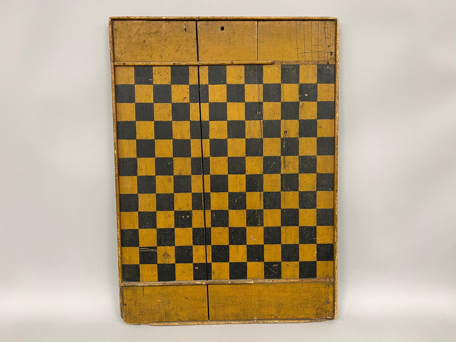 CHECKERS GAME BOARD - 2