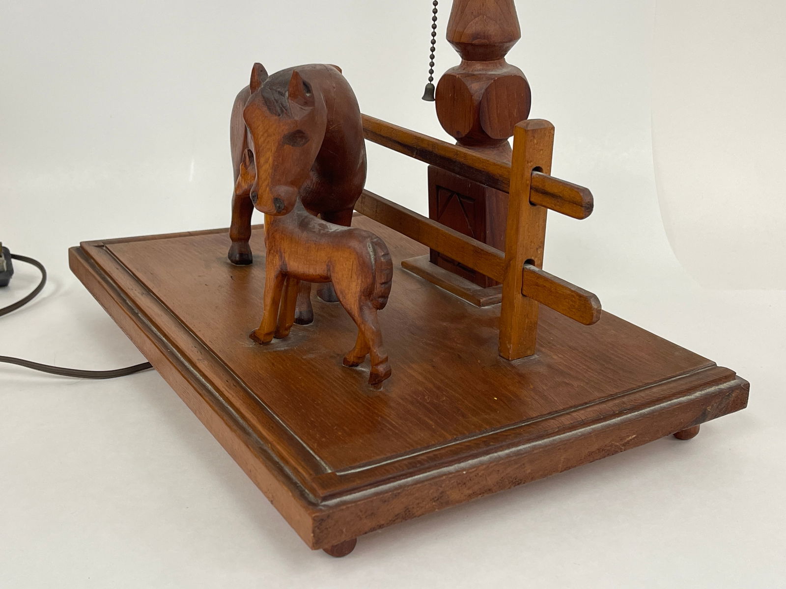 HORSES TABLE LAMP - 3