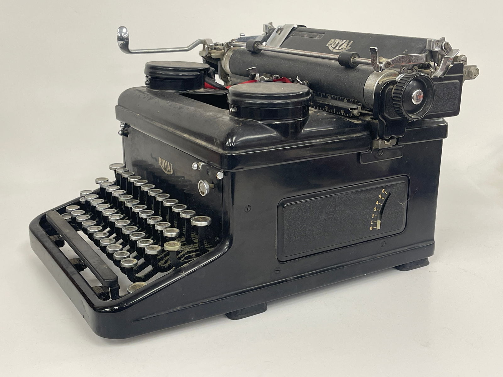 ROYAL TYPEWRITER - 2