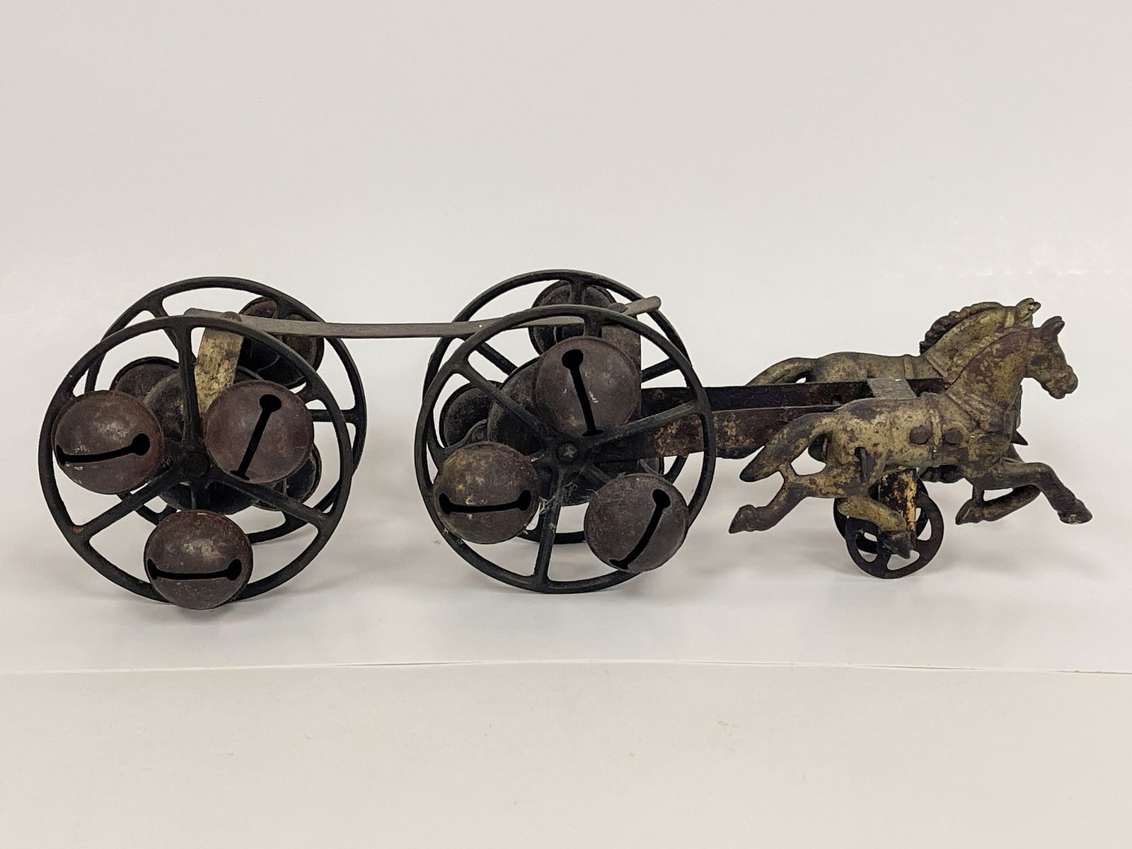 BELL PULL TOY (1 of 5)