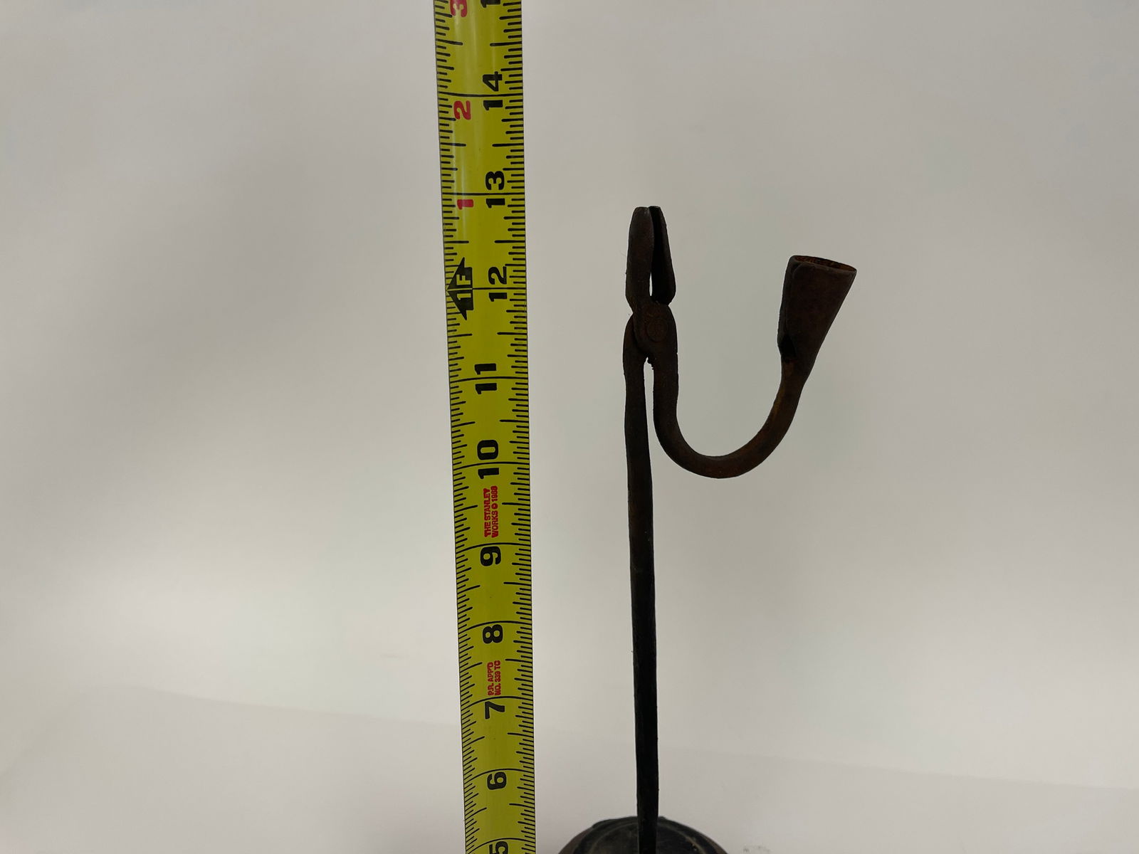 INTERESTING EARLY 18THC RED BASED RUSH LIGHT W/ CANDLE SOCKET - 4