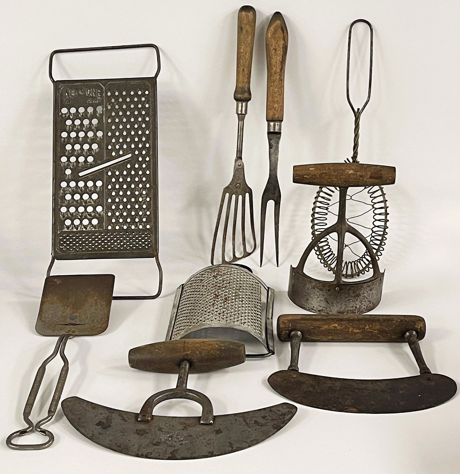 LOT OF KITCHEN UTENSILS (1 of 3)