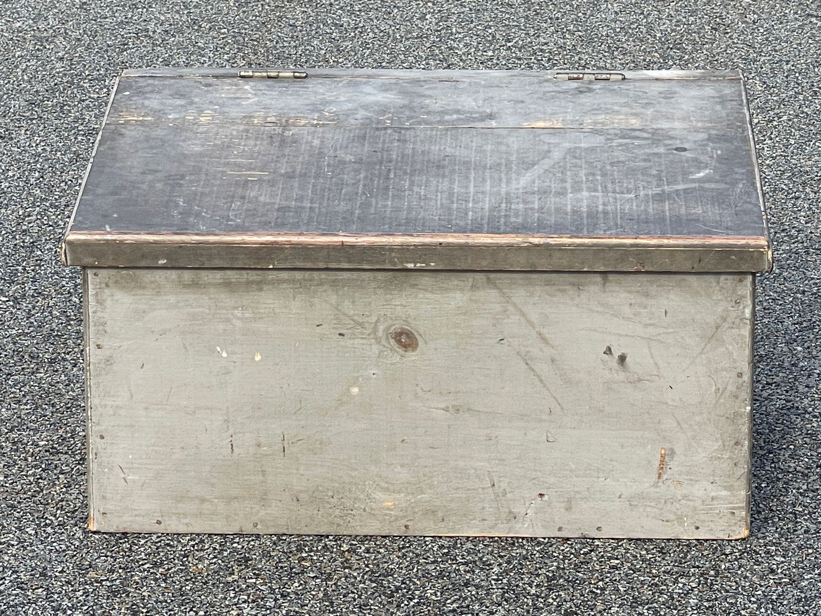 PAINTED TABLE TOP DESK: PAINTED TABLE TOP DESK