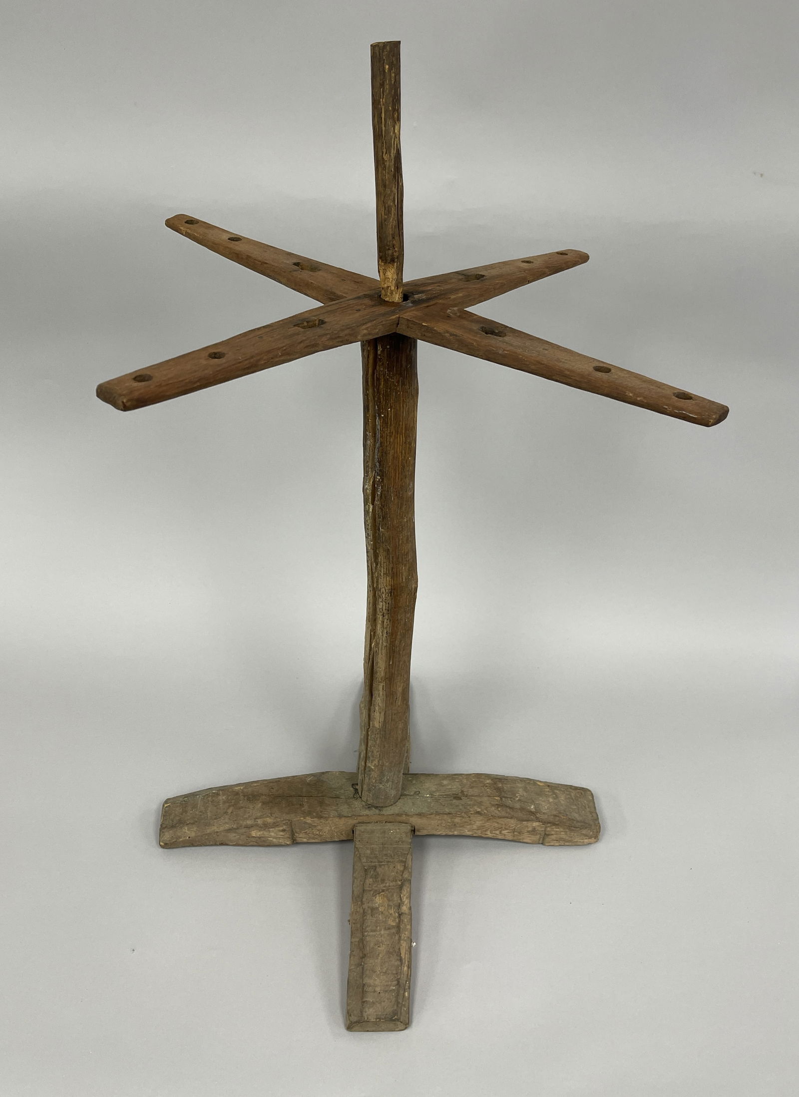 VERY EARLY X BASE FLOOR STANDING CANDLE DRYER: VERY EARLY X BASE FLOOR STANDING CANDLE DRYER 20" x 30"