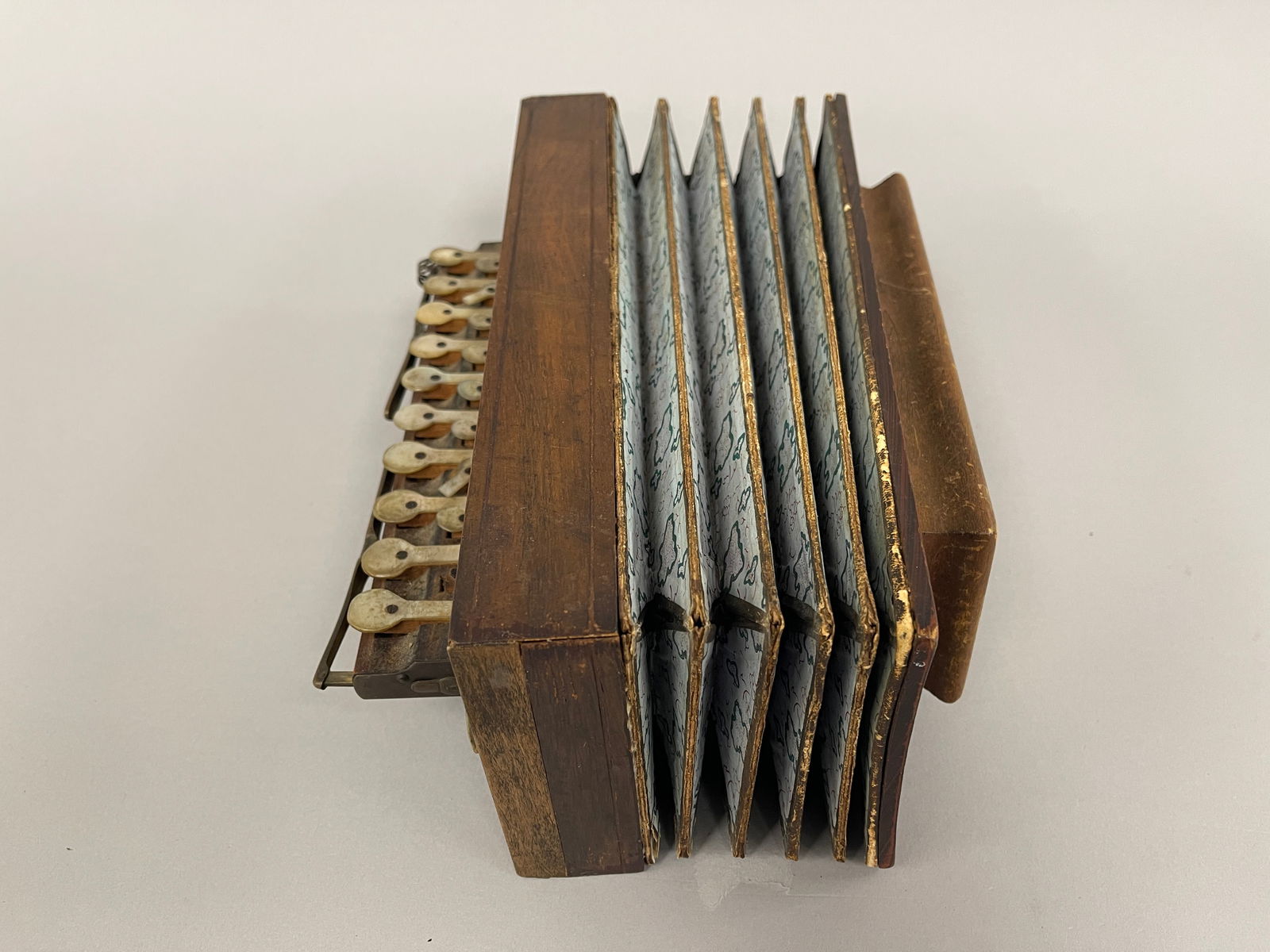 SQUEEZE BOX MUSICAL INSTRUMENT BELIEVED CARRIED BY A CIVIL WAR SOLDIER (1 of 4)