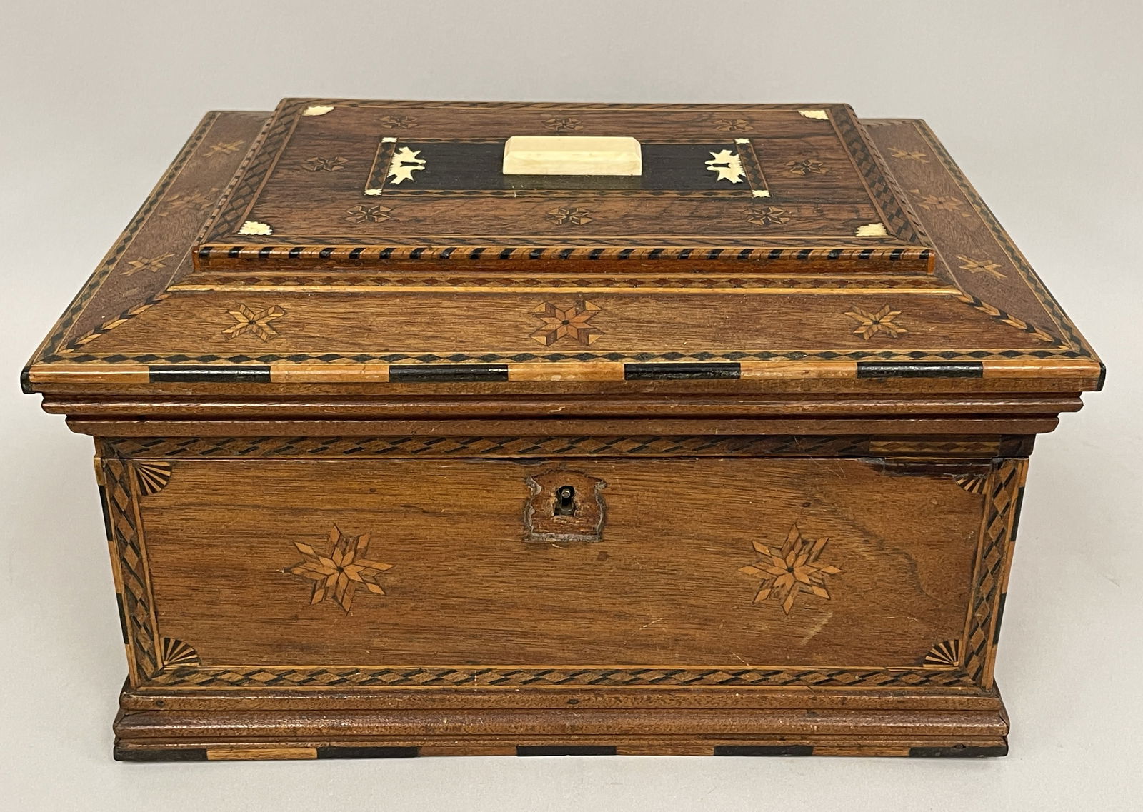 INLAID JEWELRY BOX (1 of 9)