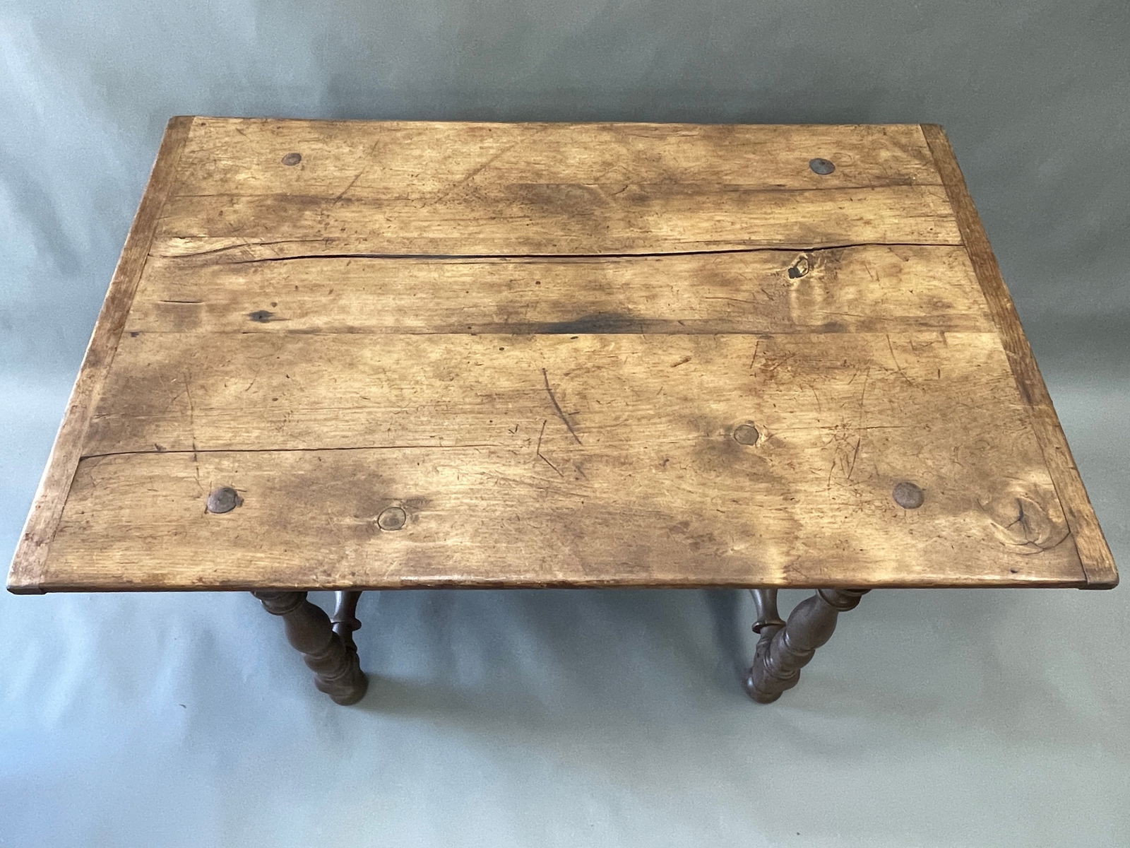 AMERICAN LATE 17TH C TEA TABLE - 5