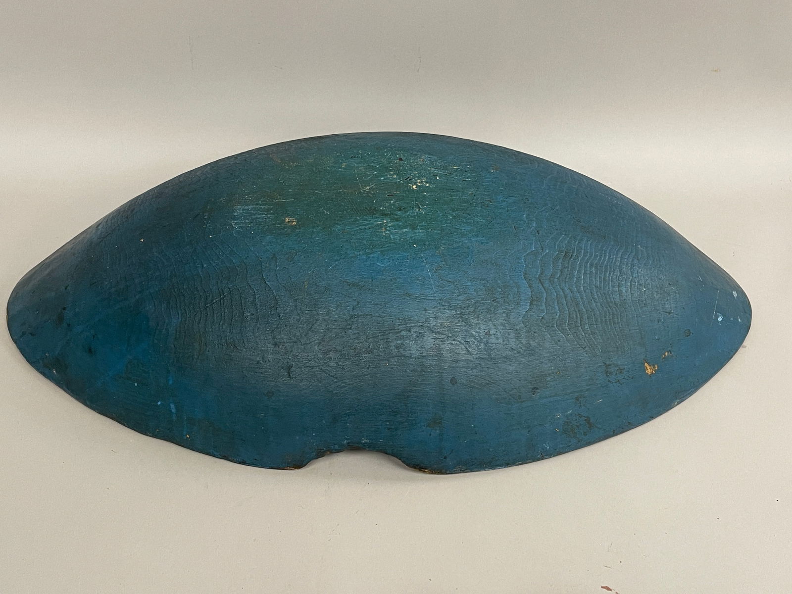 BLUE PAINTED TRENCHER - 4