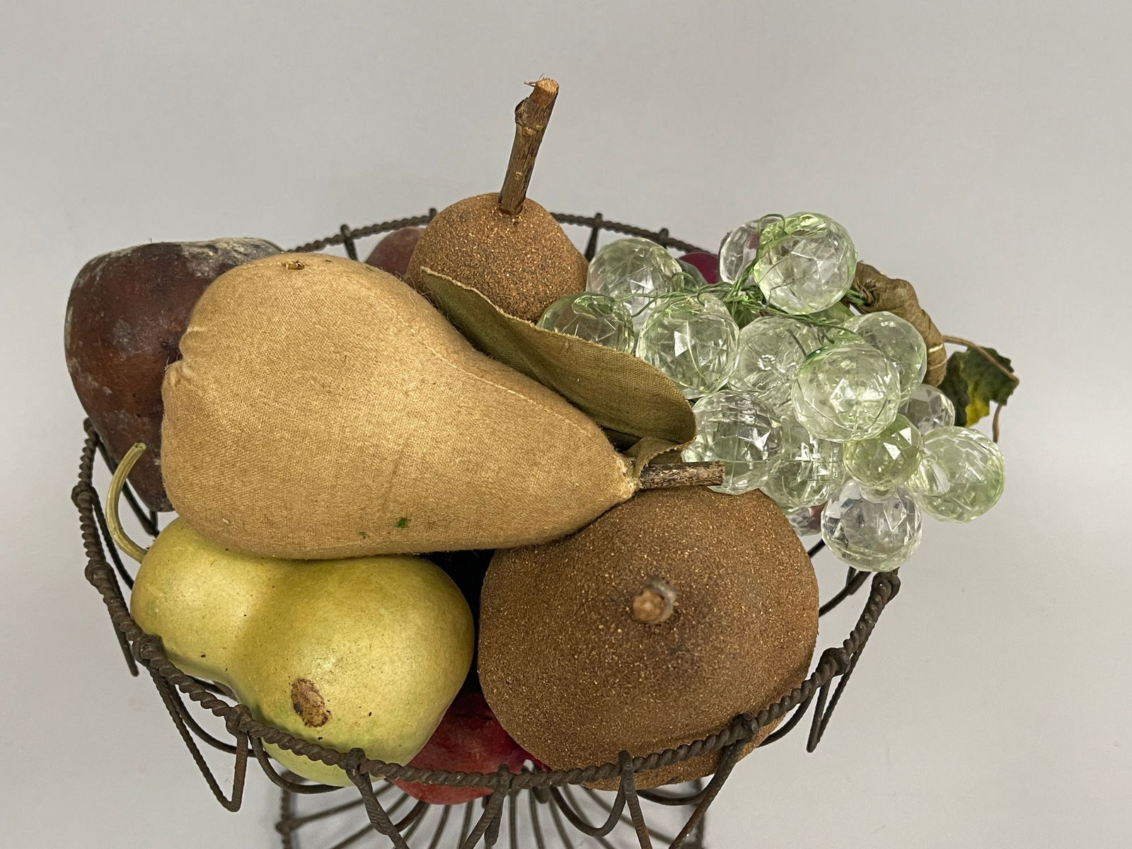 WIRE BASKET W/ FRUIT - 3