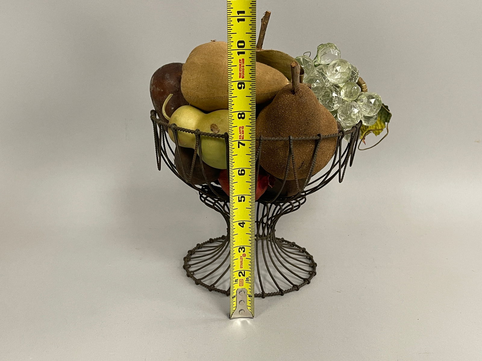 WIRE BASKET W/ FRUIT - 4