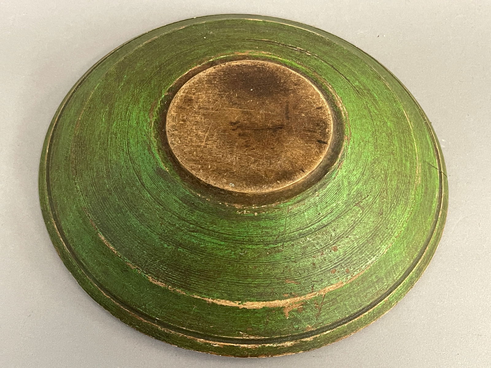 PRIMITIVE PAINTED BEEHIVE BOWL 10": PRIMITIVE PAINTED GREEN BEEHIVE BOWL 10"