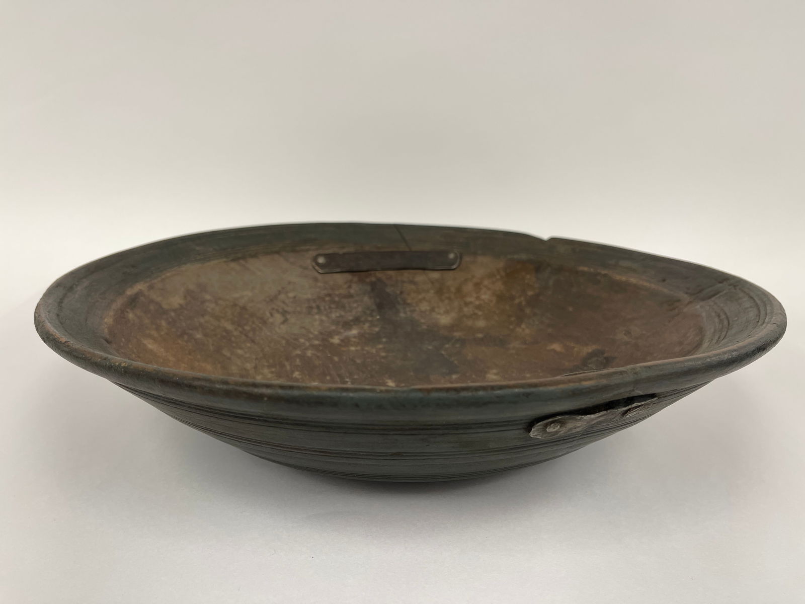 17TH C -18TH C ANCIENT CONDITION TREEN MILK PAN IN OLD CONDITION: 17TH C -18TH C ANCIENT CONDITION TREEN MILK PAN IN OLD CONDITION