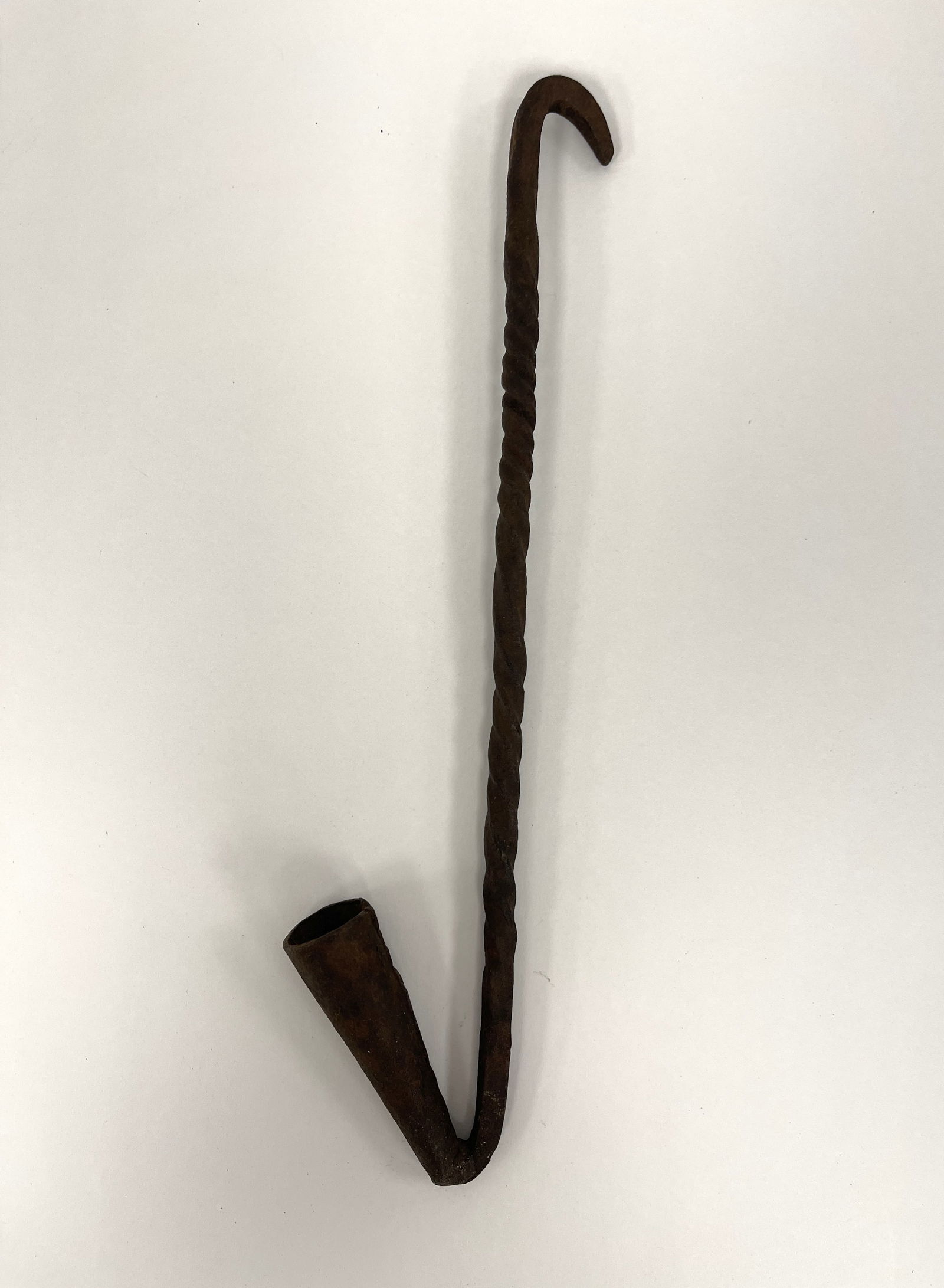 EARLY TWISTED IRON HANGING SINGLE SOCKET LOOM LIGHT - 2