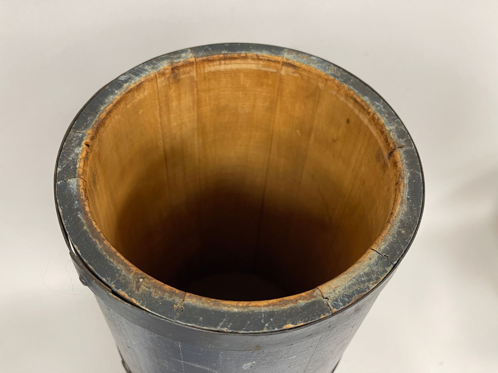 BLUE PAINTED HINGHAM MA CHURN - 5