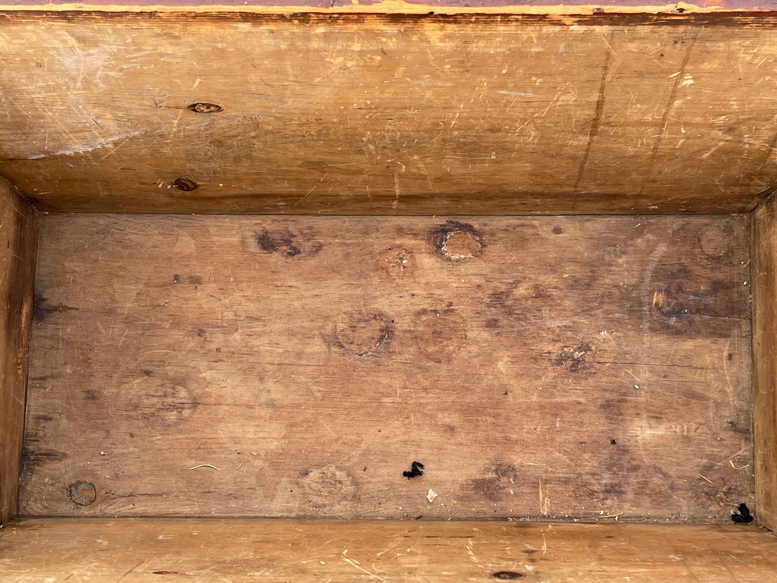 RED COVERED DOUGH BOX - 5