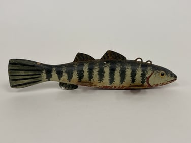 FOLK ART PAINTED ANTIQUE  FISH DECOY
