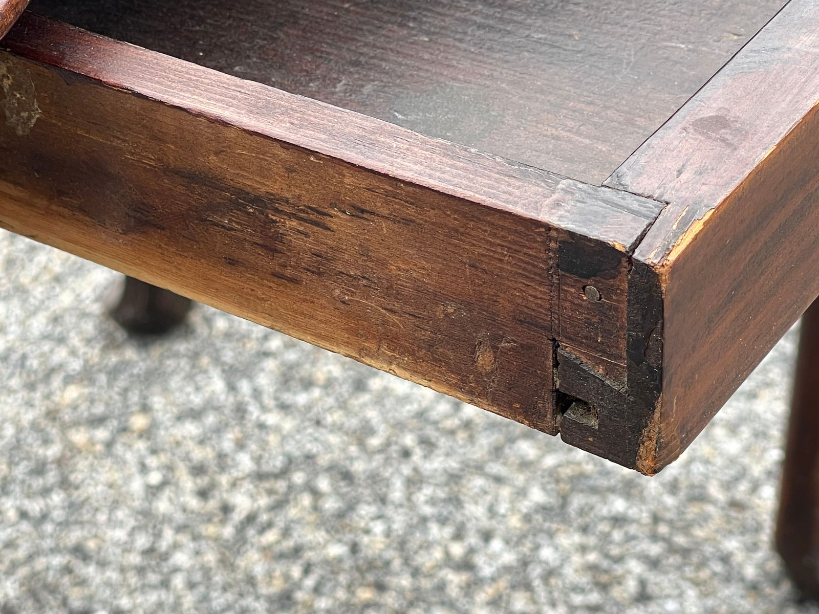 QA SOUTHERN TEA TABLE - 6