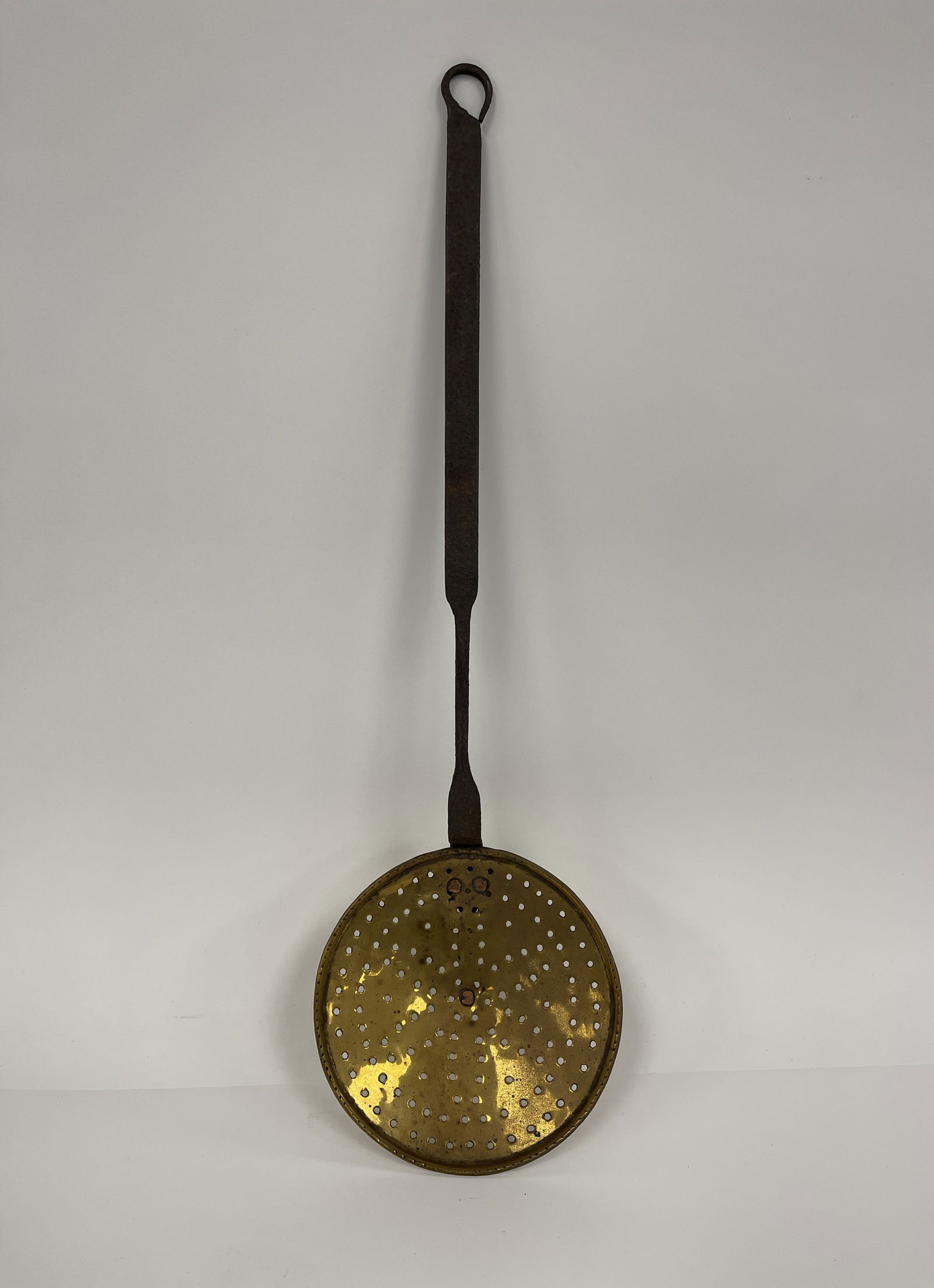 BEAUTIFUL FORGED IRON SKIMMER W/ BRASS BOWL (1 of 3)