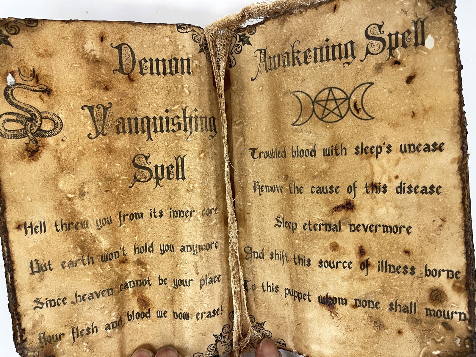 EARLY BOOK ON WITCHCRAFT - 3