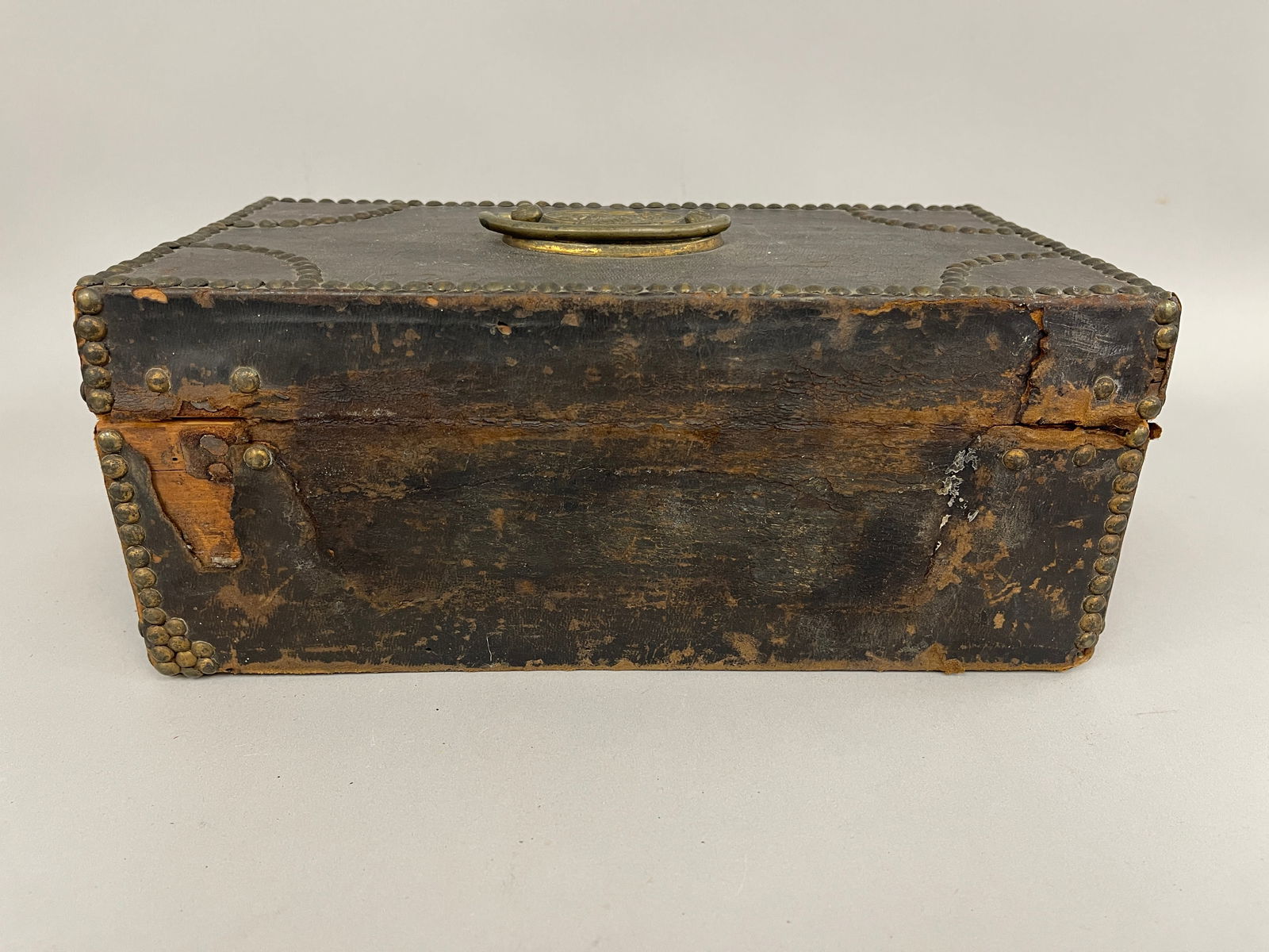 BOSTON BOX W/ LABEL PERIOD PULL - 7